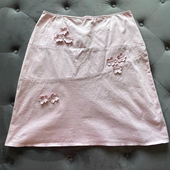 Dresses & Skirts - Pink A-line Skirt with Flower Appliques